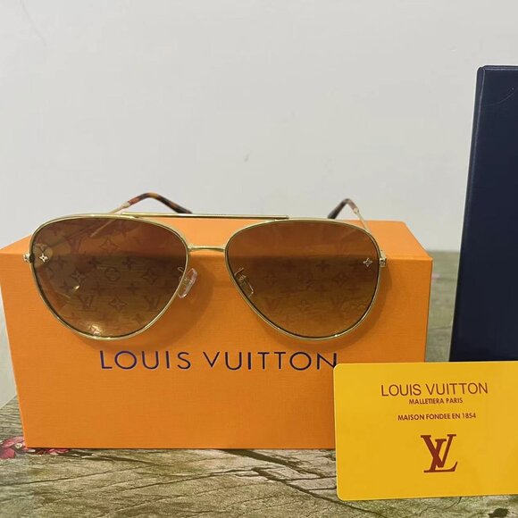 Louis Vuitton Futuristic Multicolor Shield Sunglasses - Picture 1 of 5